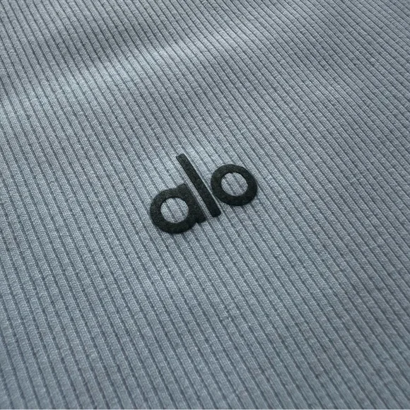 ALO Goddess Ribbed Go-To Tank - Picture 10 of 10